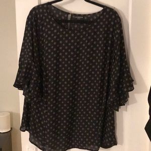 Black blouse with soft pattern